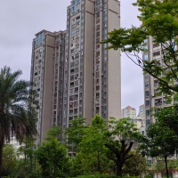 嘉德新苑  82㎡ 60萬元，證全，家具家電齊全。