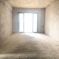 鳳池花苑  126㎡ 141萬元