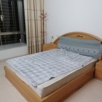 龍東小區(qū)  123㎡ 1300元/月