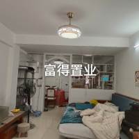 城東新區(qū)  120㎡ 精裝修三房 60幾萬(wàn) 過(guò)戶便宜