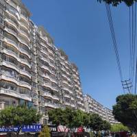 龍東小區(qū)  123㎡ 85萬元，證全