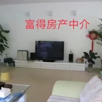南環(huán)路公寓  143㎡   4房2廳  高裝   100萬，看房：13506
