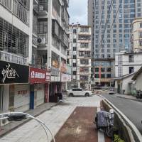 寶美街 梅園酒店對面寶霞路2號2兩間店面出租 100㎡ 3000元/月