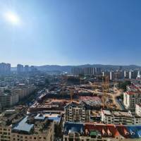 时尚华庭，南向阳光房，精装  115㎡ 价格面议