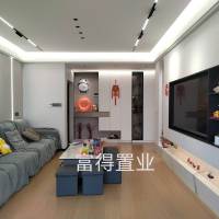 金龙中心书包房，117平含小车位，3房2厅，精装，证全，看房:15359608277  117㎡ 215万元
