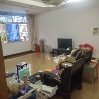 湖中街  三中边电梯房4房拎包出租，城内1，2，3，4房出租，☎️18960491316