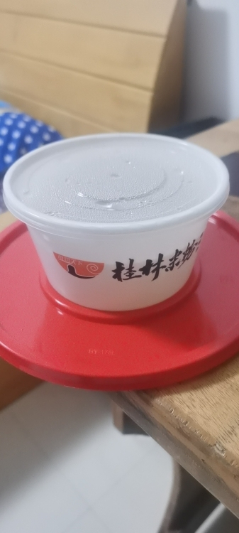 (隆中小區(qū)中餐館轉(zhuǎn)讓)  80㎡ 價(jià)格面議
