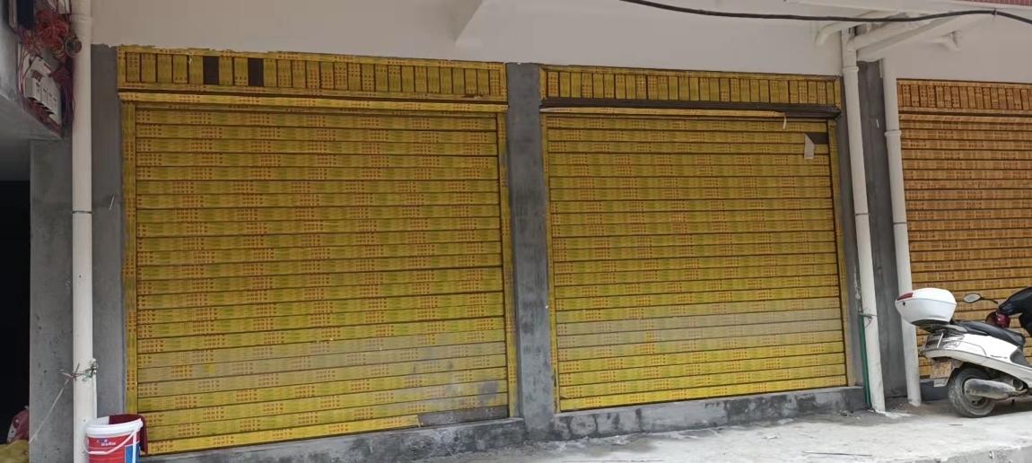 鳳曙小區(qū)(建設中)  30號樓店面一間60㎡ 650元/月