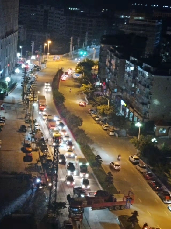 城東創(chuàng)澤公寓地下室小車位轉(zhuǎn)讓  一個小車位㎡