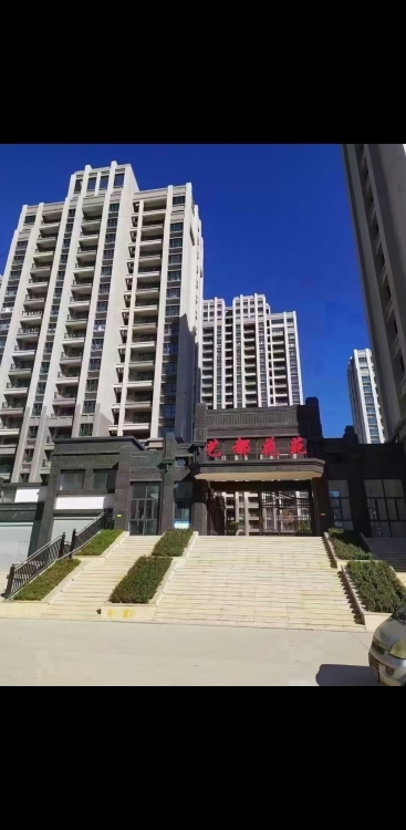 藝都花苑  129.00㎡ 價(jià)格面議