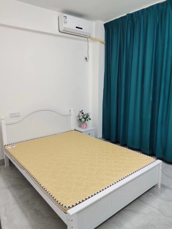 嘉盛花苑正規(guī)一房一廳出租拎包入住