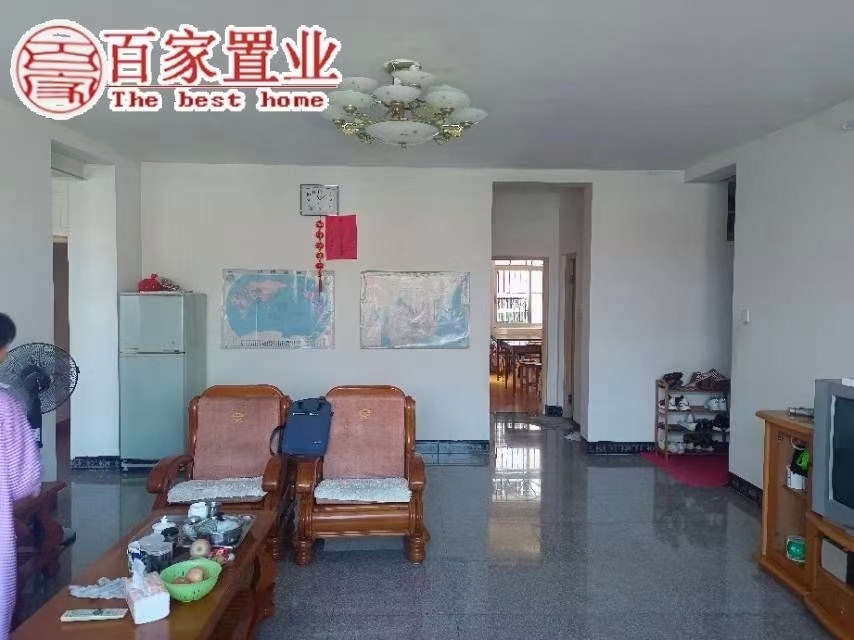 園丁新春，好樓層，就讀三實(shí)小三中，146平方，一平方6900