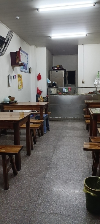 百德小區(qū)對面面線糊店  50㎡