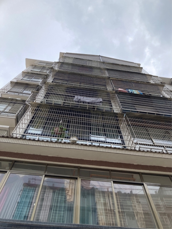 鳳曙小區(qū)  108㎡ 價(jià)格面議