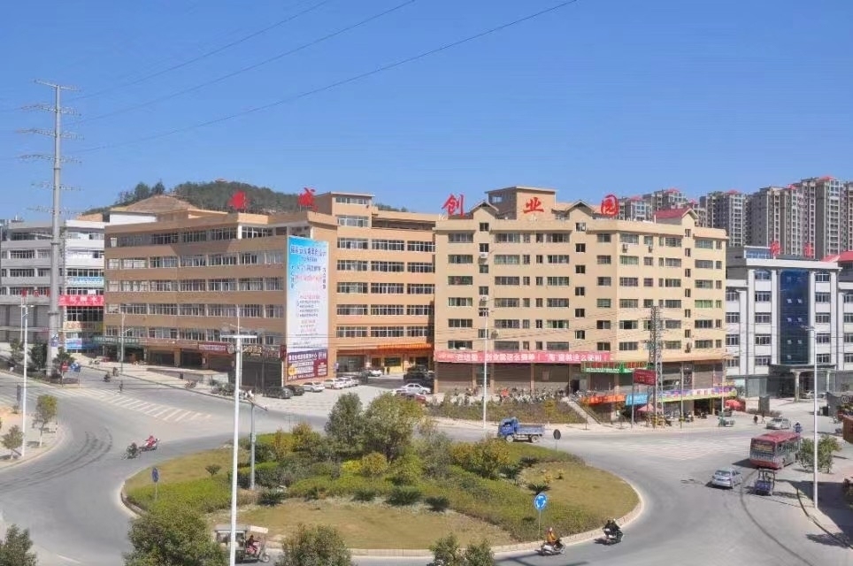 安成创业园  300㎡ 价格面议