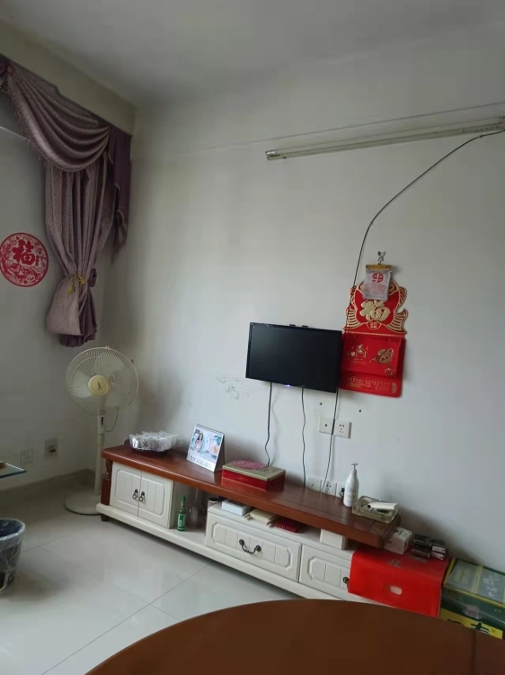 金龍中心城  58㎡ 一實(shí)小三中，面議萬元