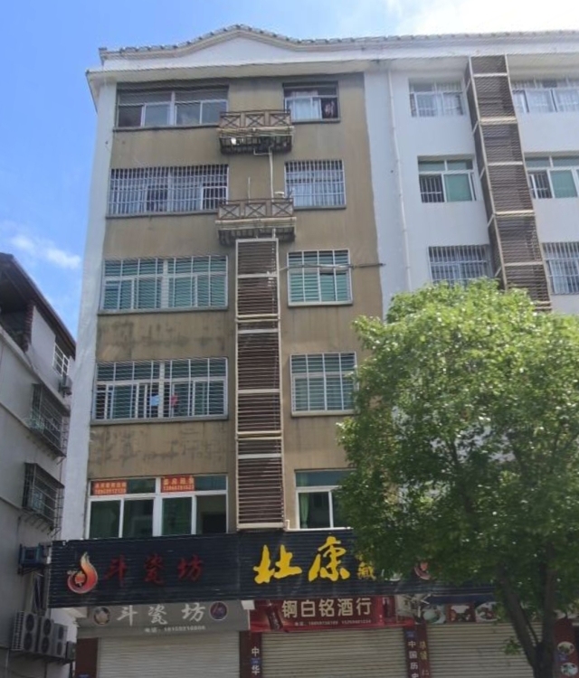 萬達(dá)藝術(shù)城旁  100㎡ 1500元/月
