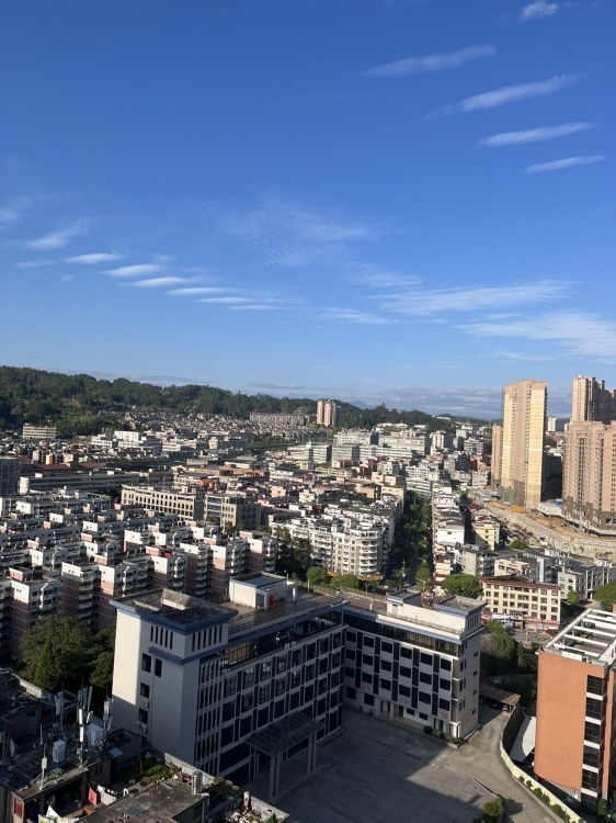 美伦山景叠苑  118㎡ 105万元
