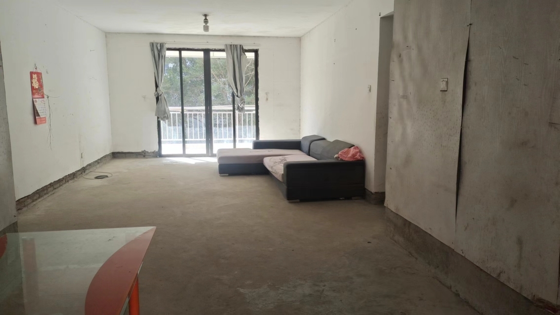陽(yáng)馨新村  133㎡ 65萬(wàn)元