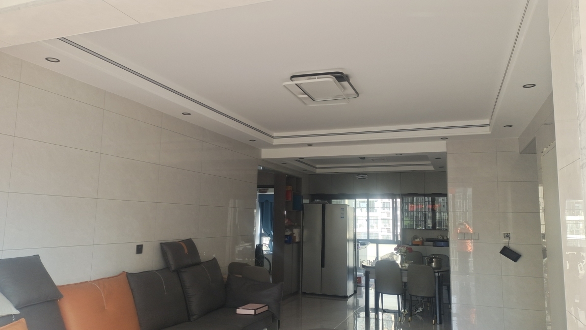 碧桂園御府  118㎡ 143萬元，首付40萬拎包入住，證在手