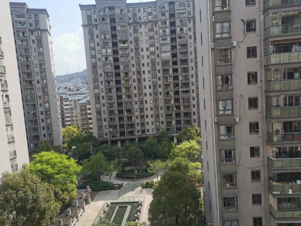 園丁新村  23㎡ 一樓 300元/月