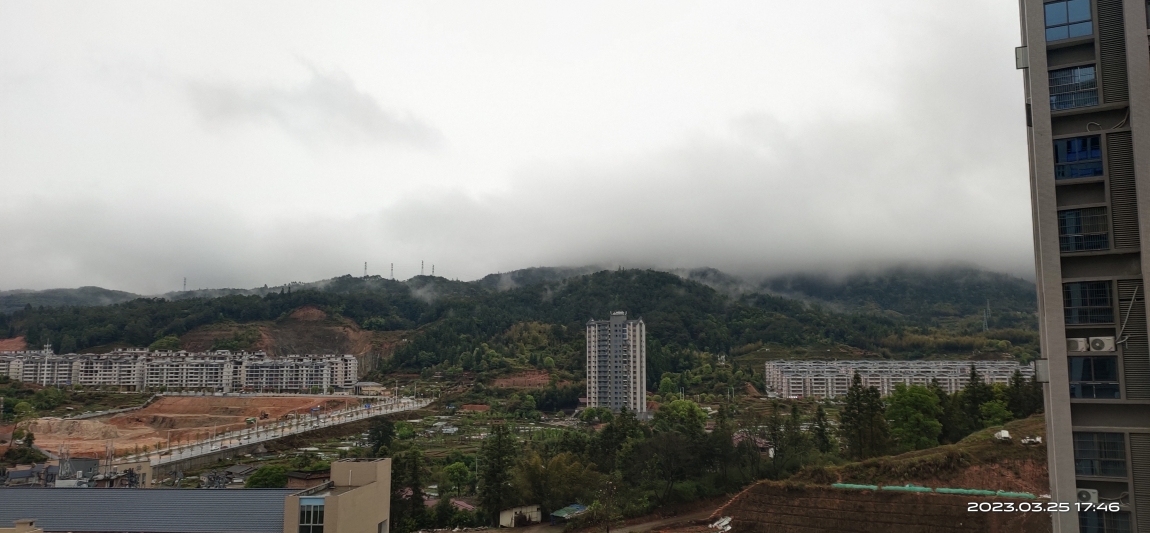 濟科小區(qū)  145㎡ 南北通透，四房二廳，毛坯房，證全