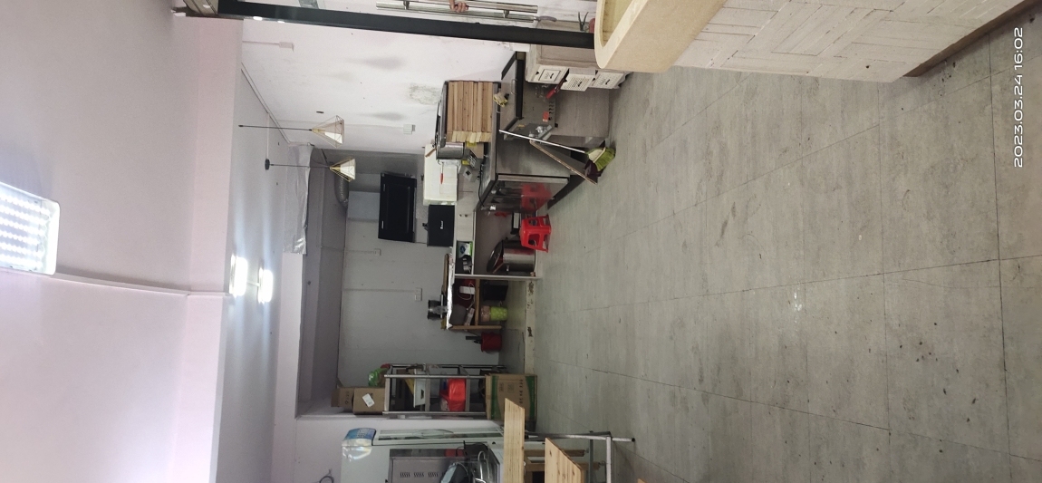 東大路 側(cè)街店鋪 52㎡ 55萬元，產(chǎn)權(quán)住宅可供入戶口