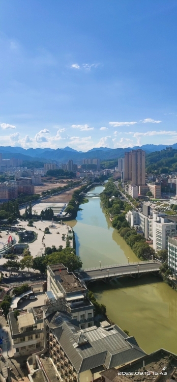 金龍中心城  95㎡ 150萬元證全，首付50萬即可過戶