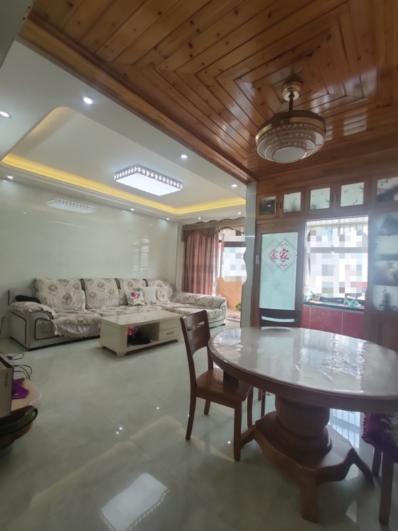 万达丽景湾附近三房，首次出租  95.00㎡ 1500元/月