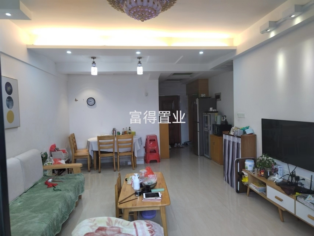 瓷都陽(yáng)光山莊  87㎡ 小3房 精裝  證全   100萬(wàn)元
