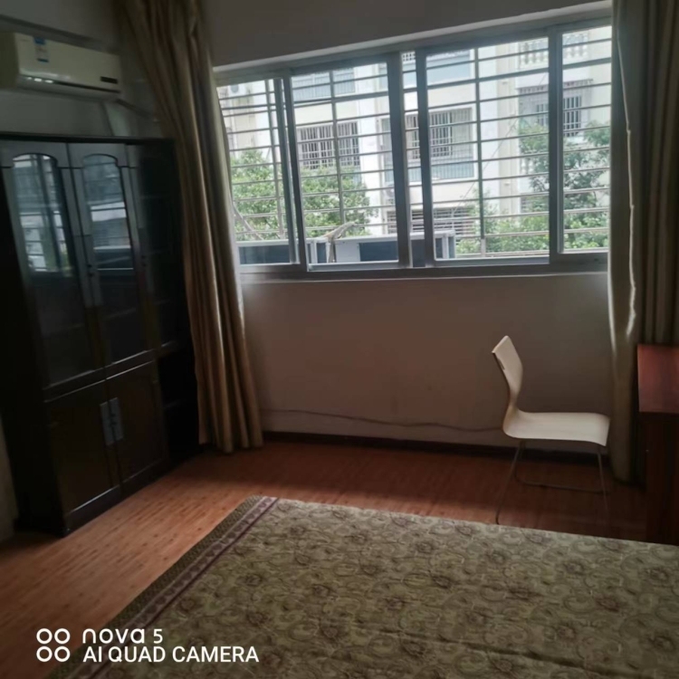 隆中小区  120㎡ 1800元/月