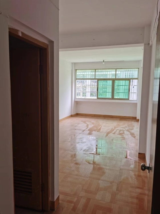 潯東北路五中旁房屋出租 60㎡ 價(jià)格面議