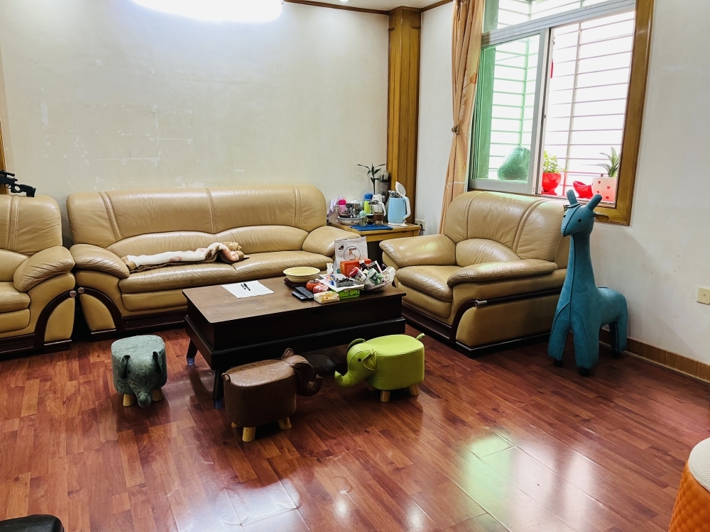 富東街  120.00㎡ 1200元/月