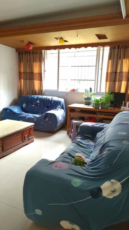 景苑花園  124㎡ 65萬元