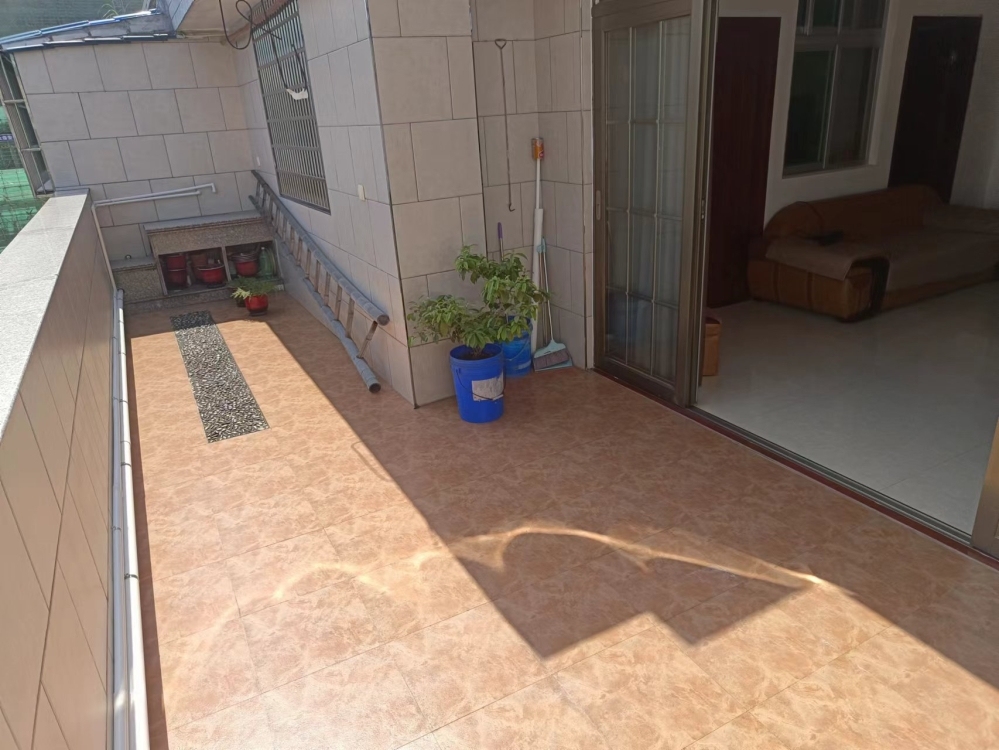 炭湖坂大廈  53㎡ 900元/月