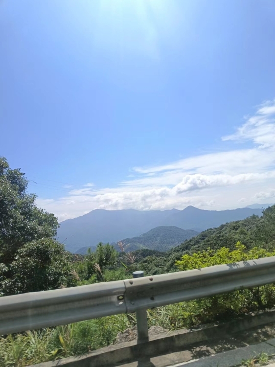 華俊東方城  100㎡ 毛坯三房 好樓層 僅售85萬首付10幾萬
