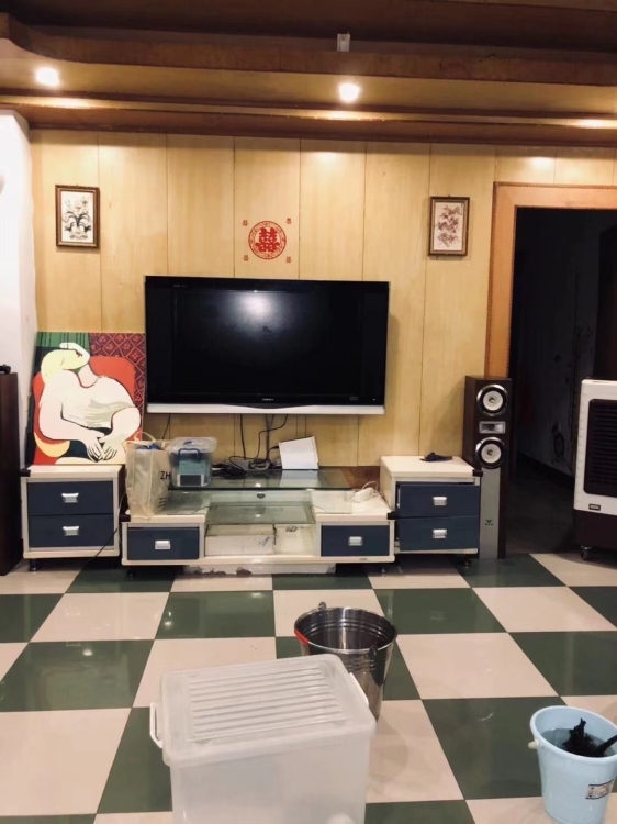 南門菜市場  130㎡ 1000元/月