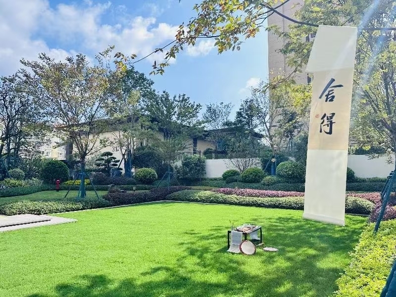 美的云璽臺一期   110平方 配大露臺 90幾萬  證全   110㎡ 價格面議