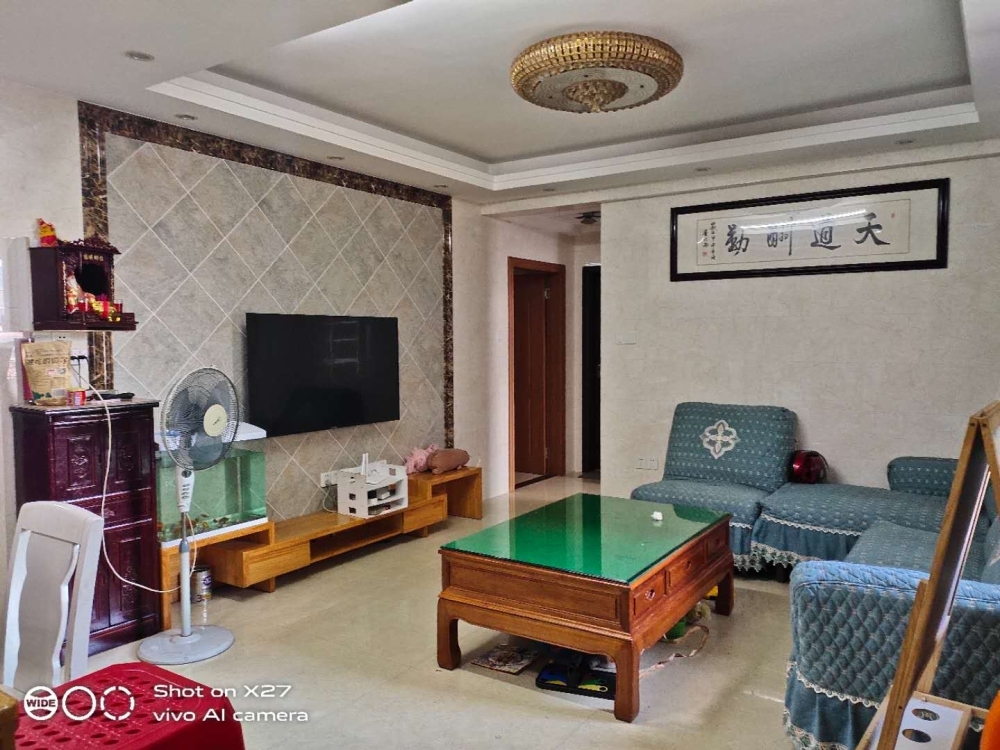 群盛翰林府邸  85㎡ 135万元，证全