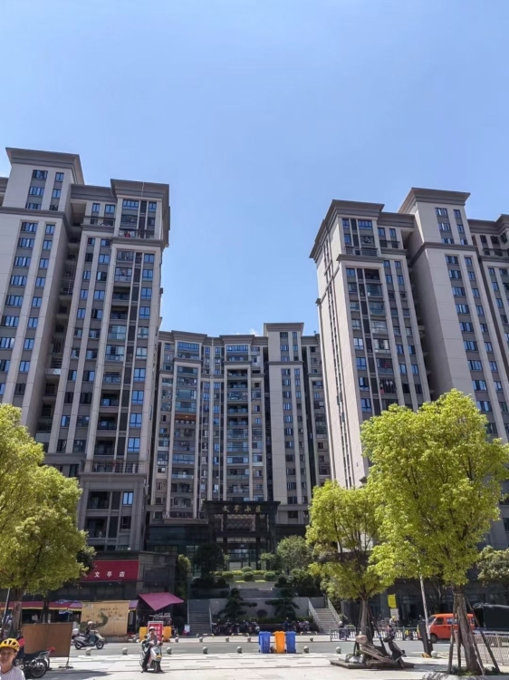 文亭小區(qū)  120㎡ 每平7800萬元