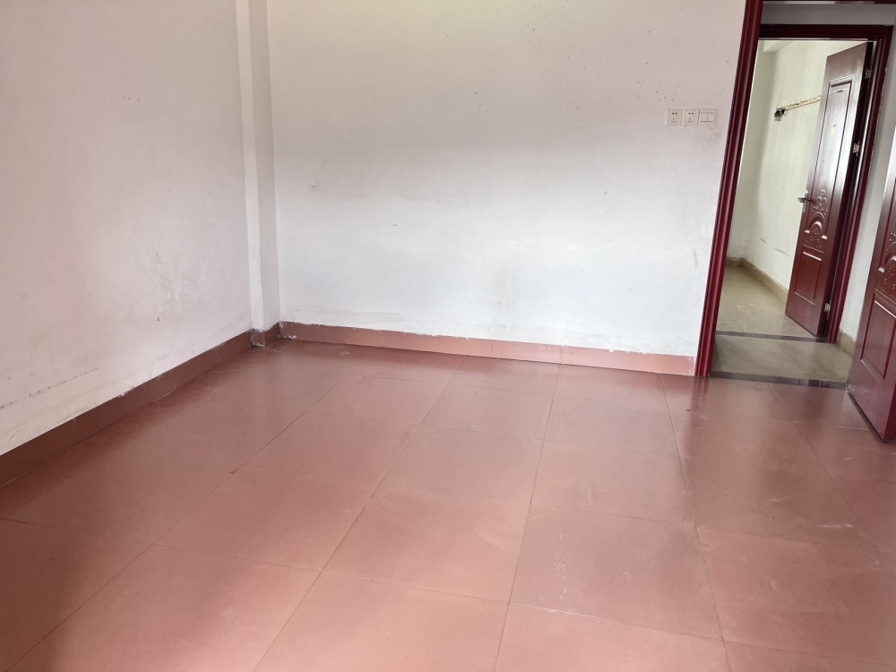 丁墘街  150㎡ 1600元/月