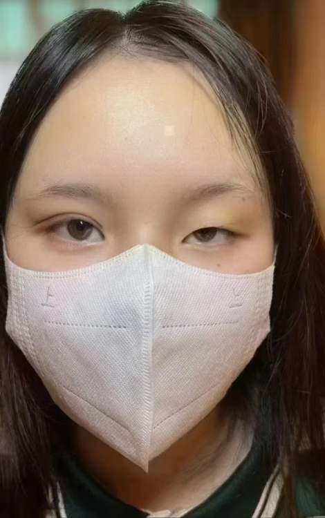 寶泰花苑  109㎡ 毛坯三房 好樓層 每平米7500元