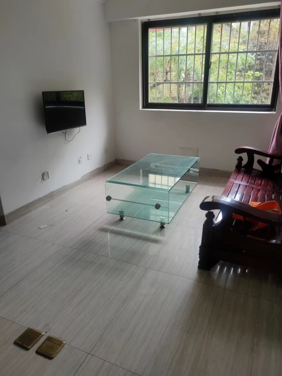 潯中聚盛小區(qū)百德邊拎包入住  78㎡ 1200元/月