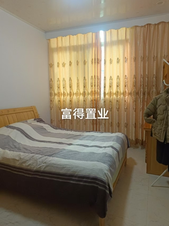 詩墩職工公寓電梯房 3房2廳 69平方 中檔裝修 25萬  看房15359608277  69㎡ 25萬元