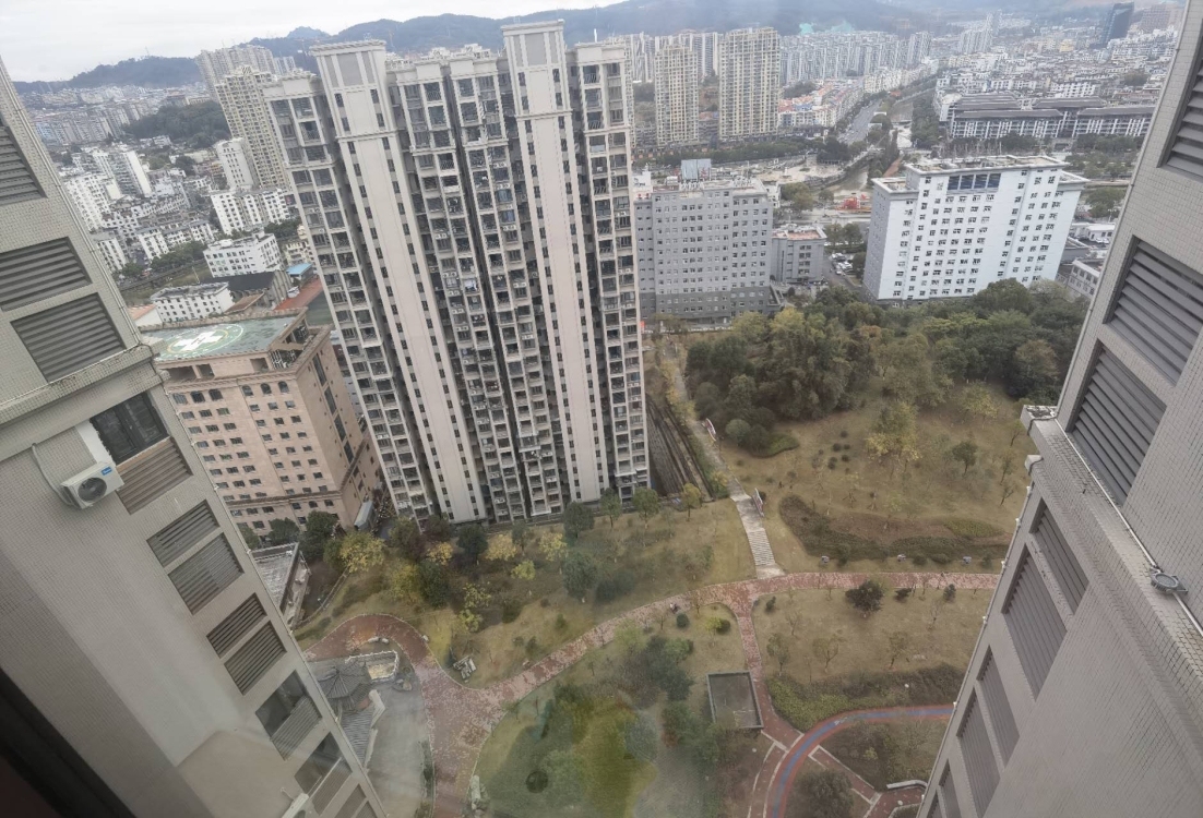 凤凰花苑  89.72㎡ 110.00万元