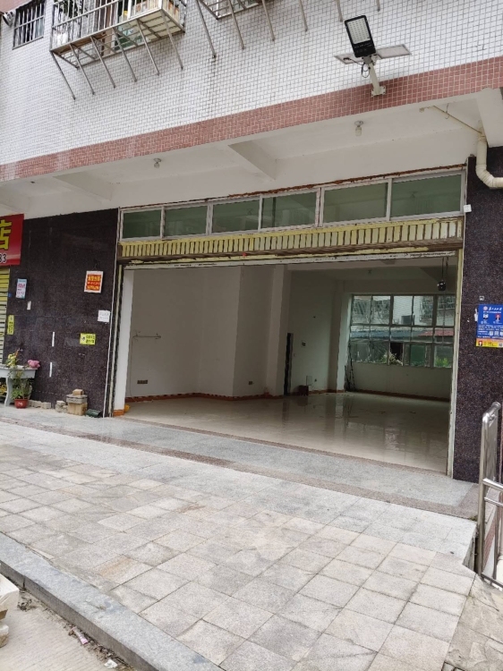樂興小區(qū)1樓店面出租，可做店面，網(wǎng)應(yīng)，倉庫