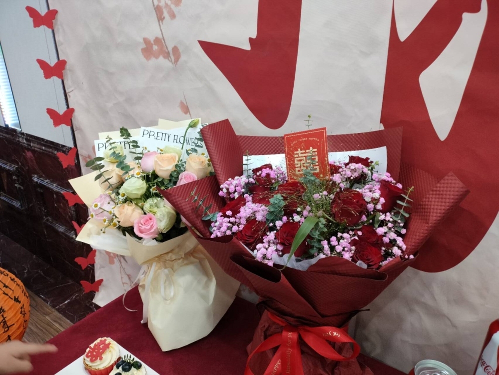 西門(mén)許厝B區(qū) 前排 126平方  109平  毛坯三房 每平米9000多[勾引][勾引] 看房15359608277