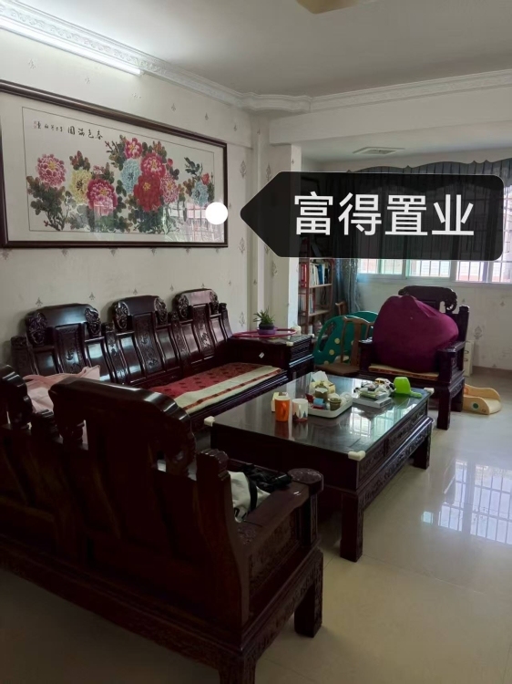 鳳凰山莊  120㎡ 精裝修三房 僅售70幾萬