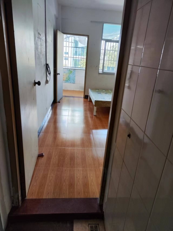 浔阳路43号  70㎡ 价格面议