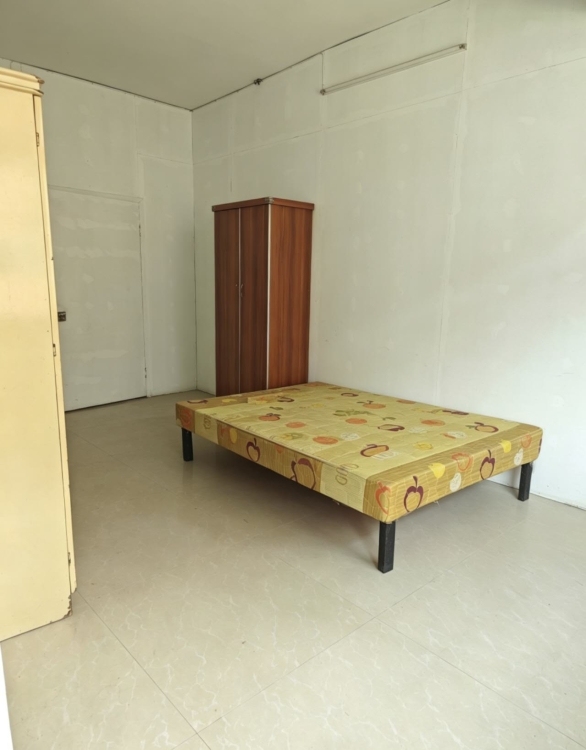 诗墩兄弟汽车美容楼上2室一厅  80㎡ 600元/月